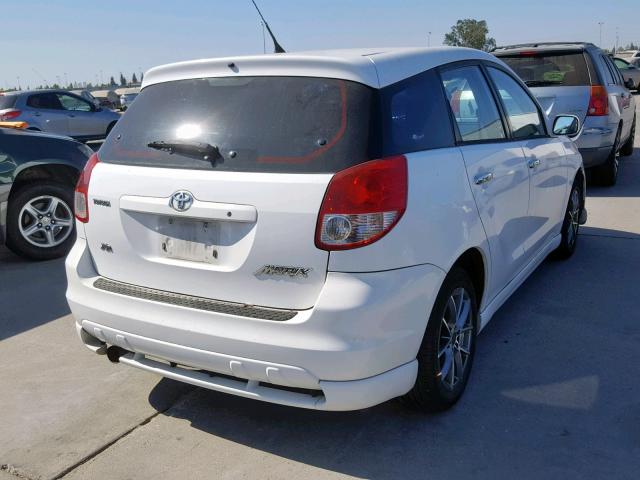 2T1KR32E54C284276 - 2004 TOYOTA MATRIX XR WHITE photo 4