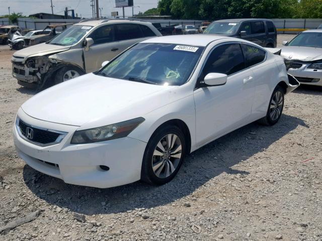 1HGCS12329A008081 - 2009 HONDA ACCORD LX WHITE photo 2