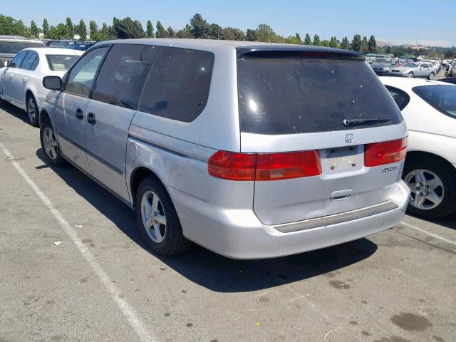 2HKRL18591H503843 - 2001 HONDA ODYSSEY LX SILVER photo 3