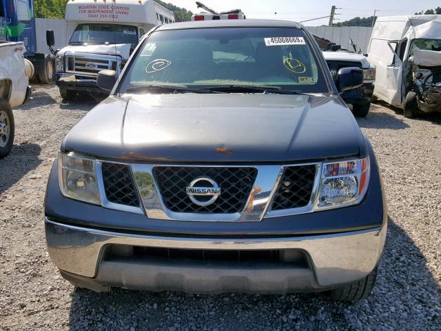 1N6AD07W88C434712 - 2008 NISSAN FRONTIER C GRAY photo 9