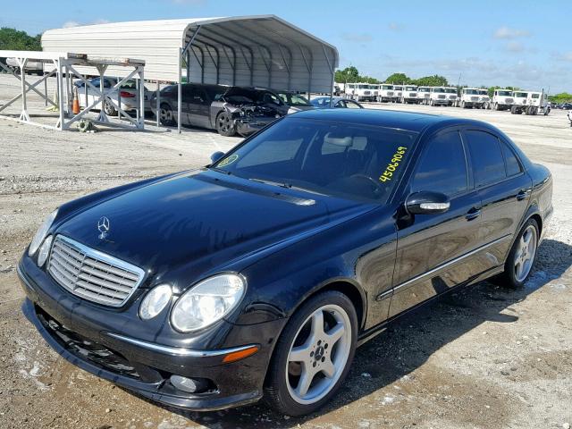 WDBUF65J85A713992 - 2005 MERCEDES-BENZ E 320 BLACK photo 2