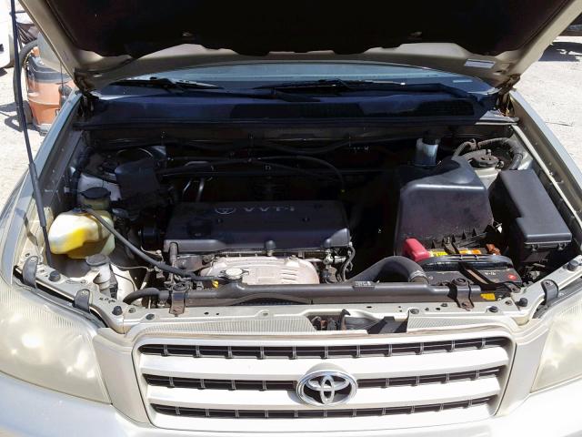 JTEGD21A930053589 - 2003 TOYOTA HIGHLANDER GOLD photo 7