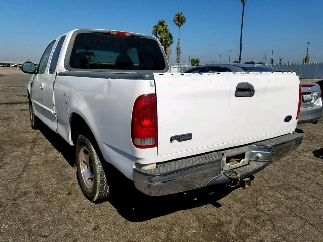 1FTRX17W4YKA93396 - 2000 FORD F150 WHITE photo 3