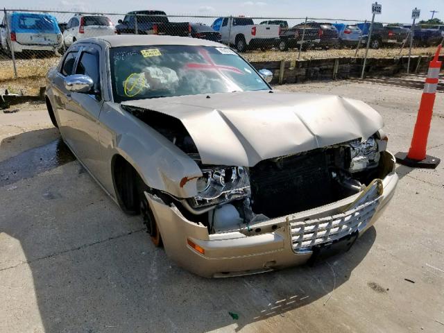 2C3KA43D89H552614 - 2009 CHRYSLER 300 LX GOLD photo 1