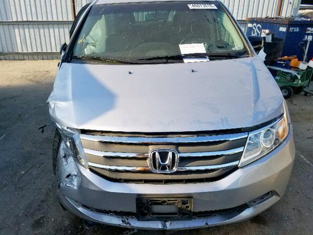 5FNRL5H6XBB030986 - 2011 HONDA ODYSSEY EX SILVER photo 9