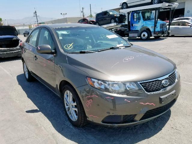 KNAFU4A29B5332530 - 2011 KIA FORTE EX BROWN photo 1