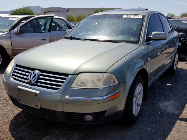 WVWPD63B44P142173 - 2004 VOLKSWAGEN PASSAT GLS GREEN photo 2