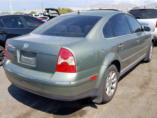 WVWPD63B44P142173 - 2004 VOLKSWAGEN PASSAT GLS GREEN photo 4