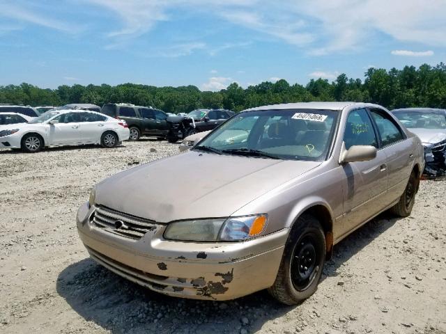 4T1BG22KXXU591712 - 1999 TOYOTA CAMRY CE TAN photo 2