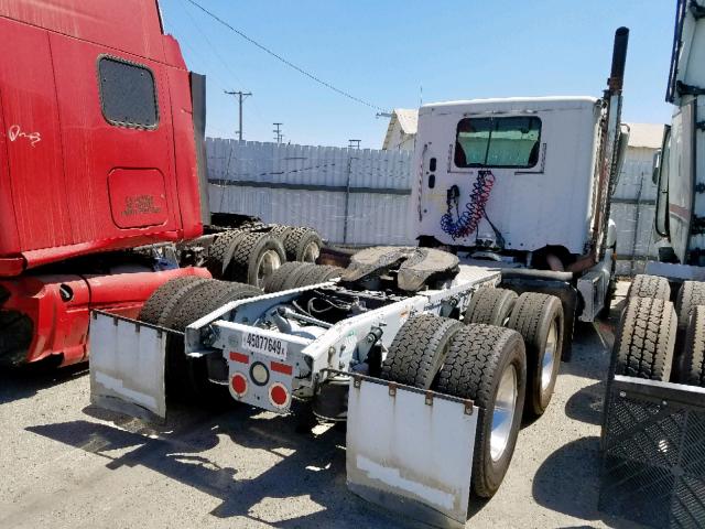 1FUJA6CV08DZ22678 - 2008 FREIGHTLINER CONVENTION WHITE photo 4