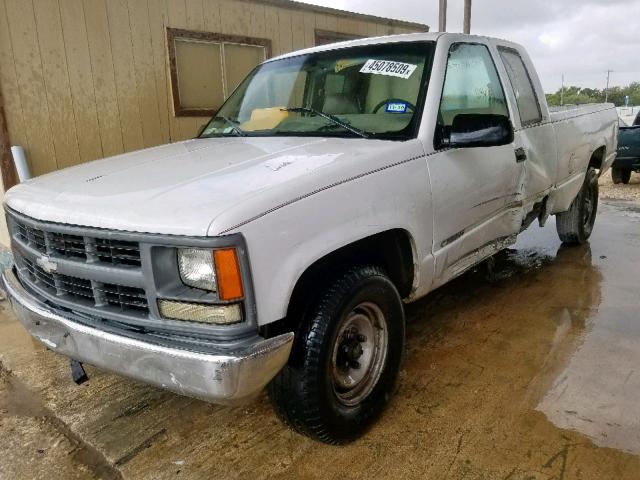 1GCGC29R2VE248800 - 1997 CHEVROLET GMT-400 C2 WHITE photo 2