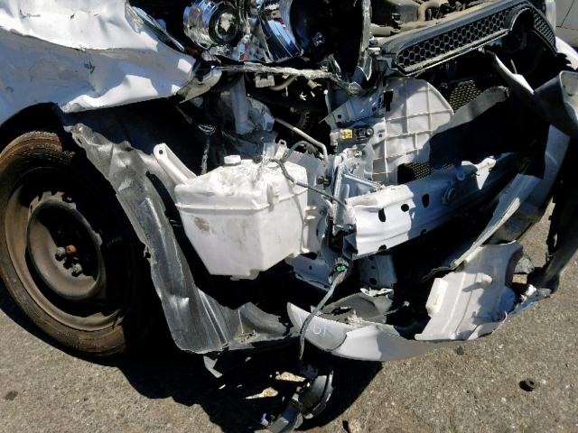 JTLZE4FE2FJ077236 - 2015 TOYOTA SCION XB 白色 照片 9