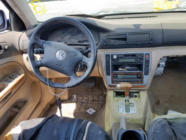 WVWPD23B1YE193950 - 2000 VOLKSWAGEN PASSAT GLX 蓝色 照片 9