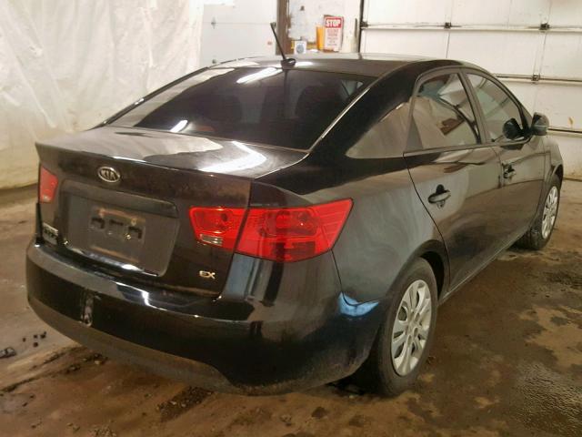 KNAFU4A26C5552872 - 2012 KIA FORTE EX BLACK photo 4