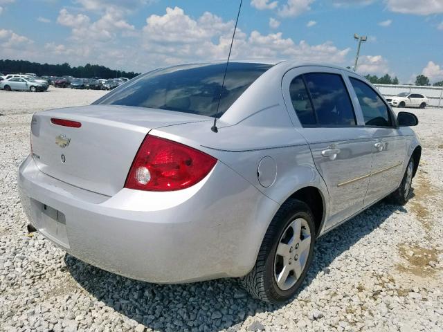 1G1AK52F657549920 - 2005 CHEVROLET COBALT SILVER photo 4