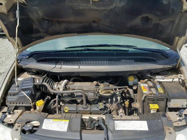 2D4GP44L15R453548 - 2005 DODGE GRAND CARA TAN photo 7