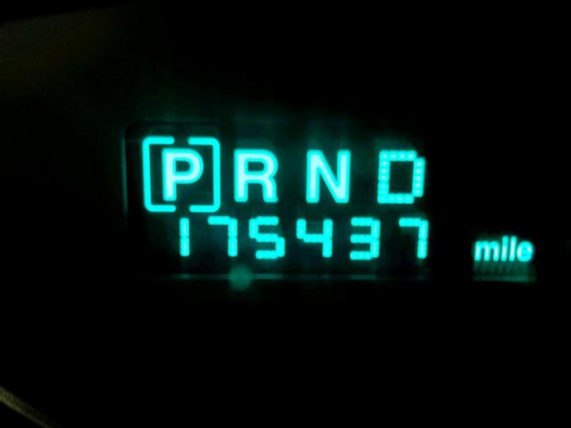 1J8HG58206C311297 - 2006 JEEP COMMANDER BLACK photo 8