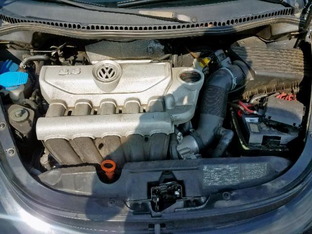 3VWPW3AGXAM036459 - 2010 VOLKSWAGEN NEW BEETLE შავი ფოტო 7