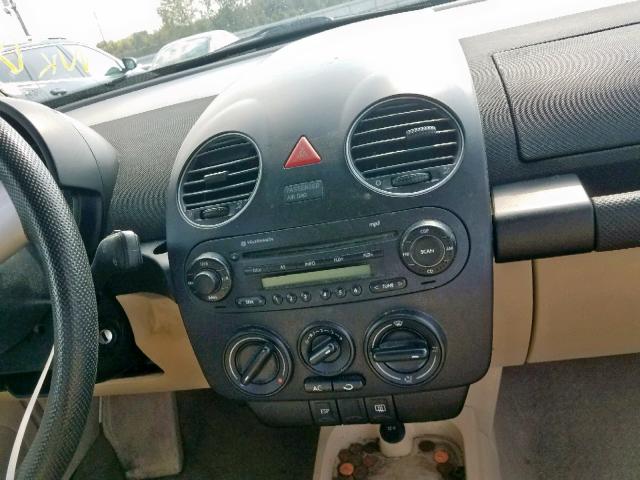 3VWPW3AGXAM036459 - 2010 VOLKSWAGEN NEW BEETLE შავი ფოტო 9