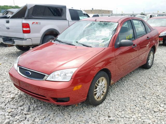 1FAFP34N65W224946 - 2005 FORD FOCUS ZX4 MAROON photo 2