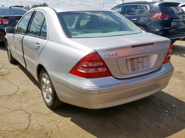 WDBRF61J73A465453 - 2003 MERCEDES-BENZ C 240 SILVER photo 3