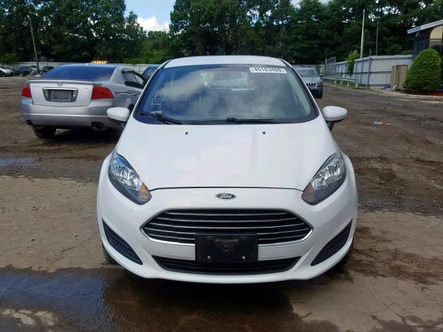 3FADP4TJ0GM169411 - 2016 FORD FIESTA S WHITE photo 9