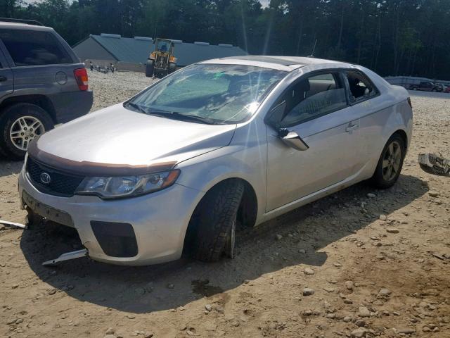 KNAFU6A23C5593696 - 2012 KIA FORTE EX SILVER photo 2