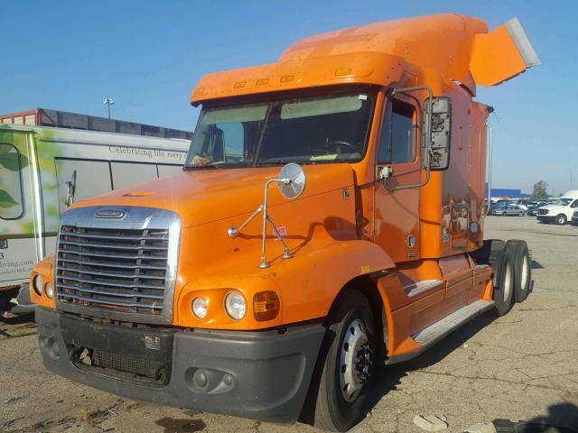 1FUJBBCG86LU69579 - 2006 FREIGHTLINER CONVENTION ORANGE photo 2