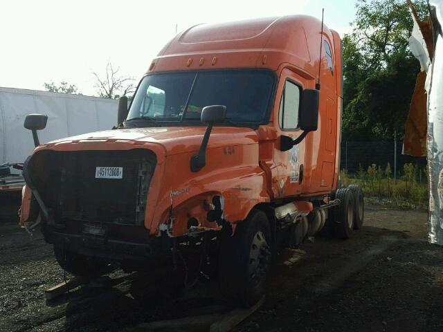 1FUJGLDR6CLBF5186 - 2012 FREIGHTLINER CASCADIA 1 ORANGE photo 2