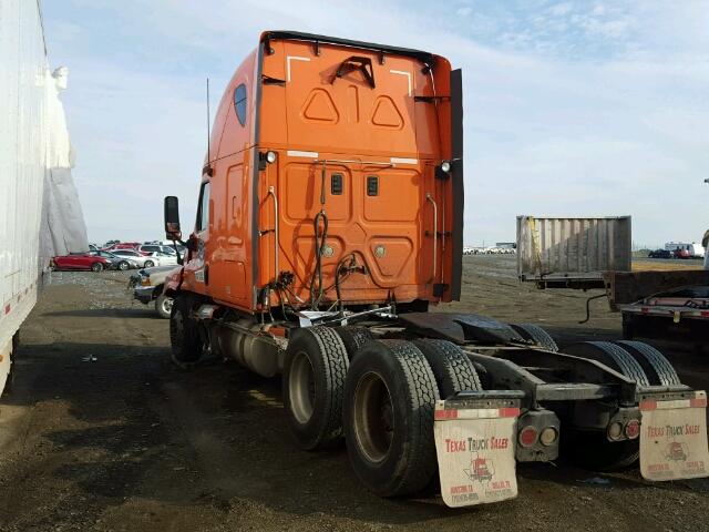 1FUJGLDR6CLBF5186 - 2012 FREIGHTLINER CASCADIA 1 ORANGE photo 3