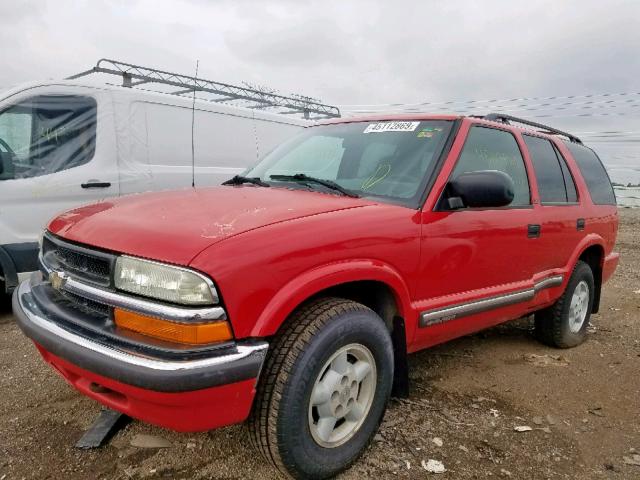 1GNDT13W212144886 - 2001 CHEVROLET BLAZER RED photo 2