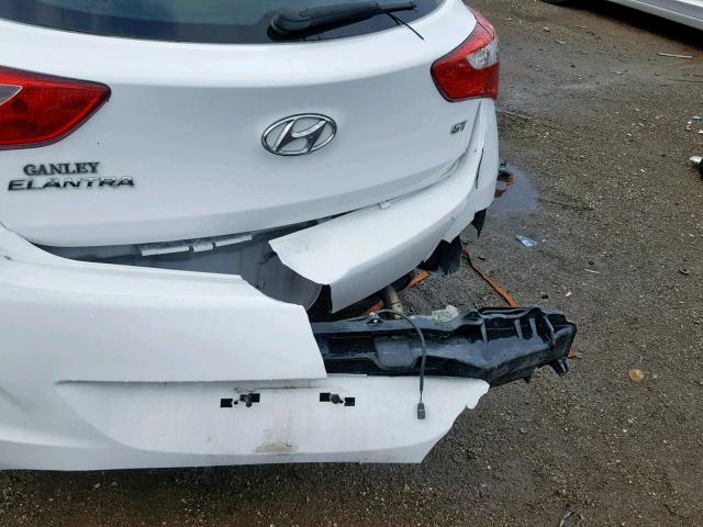 KMHD35LHXHU354728 - 2017 HYUNDAI ELANTRA GT WHITE photo 9