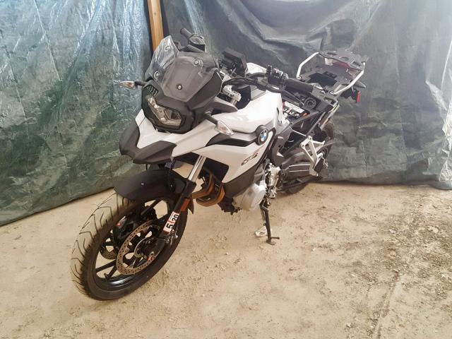 WB10B1805KZ787379 - 2019 BMW F 750 GS WHITE photo 2