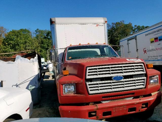 1FDNK74C8RVA34809 - 1994 FORD F700 F RED photo 1