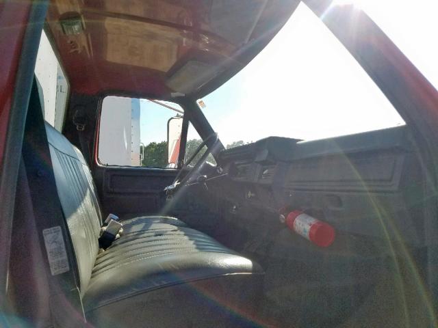 1FDNK74C8RVA34809 - 1994 FORD F700 F RED photo 5