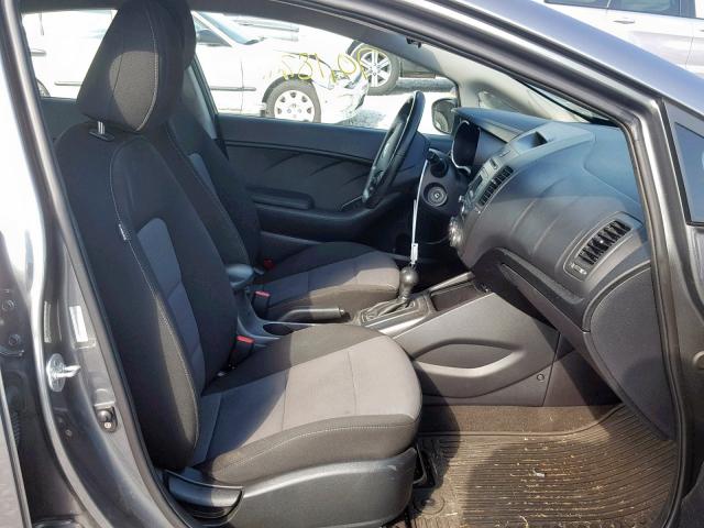 KNAFX4A81F5281560 - 2015 KIA FORTE EX GRAY photo 5