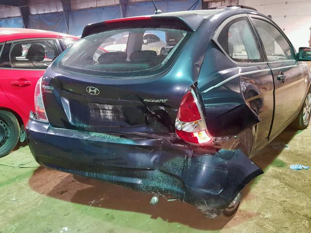 KMHCM36C17U035858 - 2007 HYUNDAI ACCENT GS GRAY photo 9