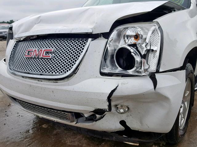 1GKFK66848J242031 - 2008 GMC YUKON XL D WHITE photo 9