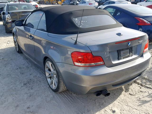 WBAUN7C55CVM26211 - 2012 BMW 135 I GRAY photo 3