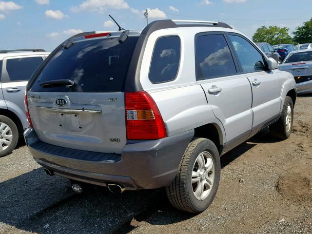 KNDJF723X77419381 - 2007 KIA SPORTAGE E SILVER photo 4