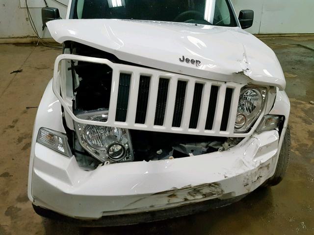 1J4PN2GK3AW111640 - 2010 JEEP LIBERTY SP WHITE photo 7