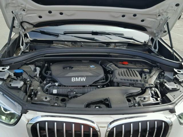 WBXHT3C31H5F82406 - 2017 BMW X1 XDRIVE2 WHITE photo 7