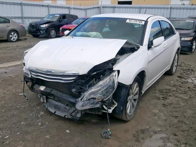 1C3CCBBB5EN100978 - 2014 CHRYSLER 200 TOURIN WHITE photo 2