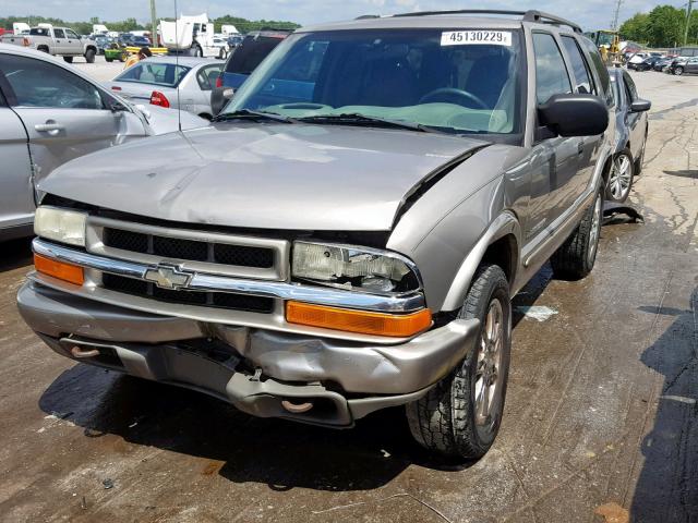 1GNDT13X94K134868 - 2004 CHEVROLET BLAZER GOLD photo 2