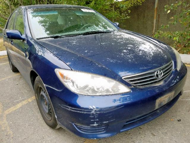 4T1BE30K35U034703 - 2005 TOYOTA CAMRY LE BLUE photo 1