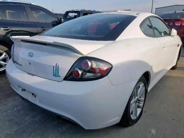 KMHHM66D78U278561 - 2008 HYUNDAI TIBURON GS WHITE photo 4