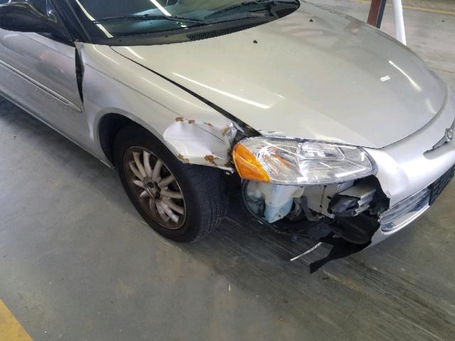 1C3EL45U61N619890 - 2001 CHRYSLER SEBRING LX SILVER photo 9