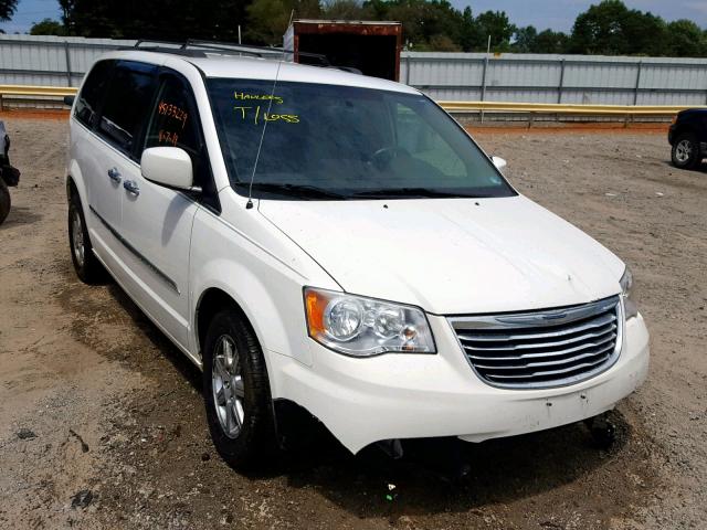 2C4RC1BG1CR118177 - 2012 CHRYSLER TOWN & COU WHITE photo 1