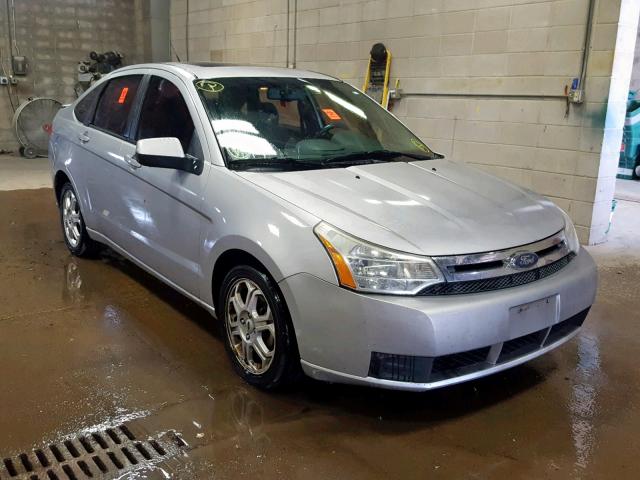 1FAHP36N29W242338 - 2009 FORD FOCUS SES SILVER photo 1