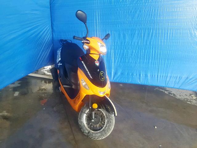 LL0TCAPH0KG400033 - 2019 REVO SCOOTER YELLOW photo 1